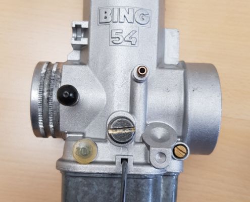 Motorrad Teile reinigen mit Ultraschall, Vergaser reinigen Ultraschallgerät, Motorradwerkstatt Lemgo